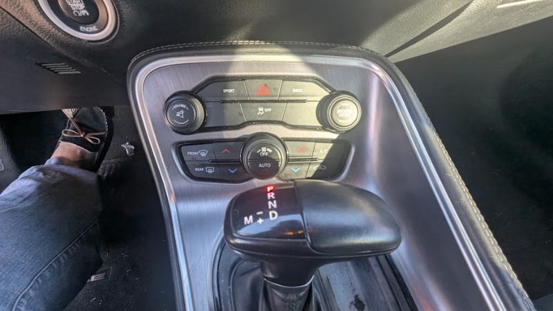 Dodge Challenger SXT 2015