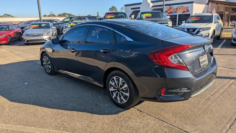 Honda Civic LX Sedan CVT 2016