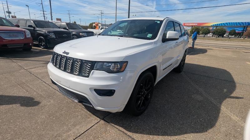 Jeep Grand Cherokee Laredo 2WD 2017