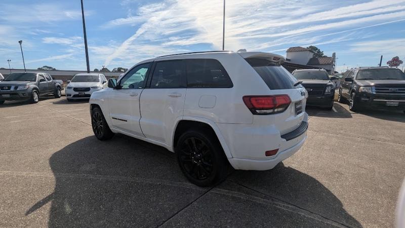 Jeep Grand Cherokee Laredo 2WD 2017