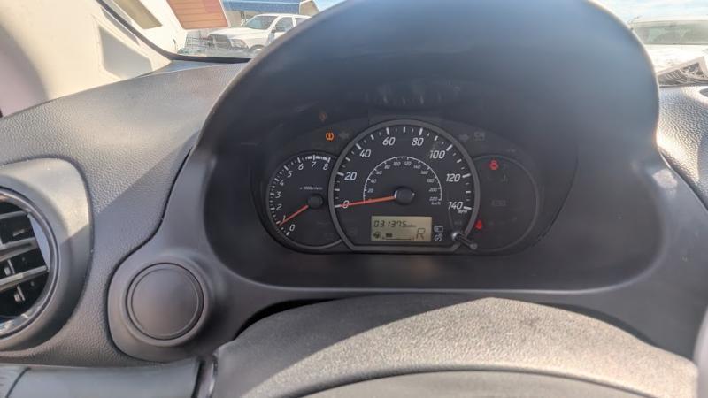 Mitsubishi Mirage ES CVT 2024