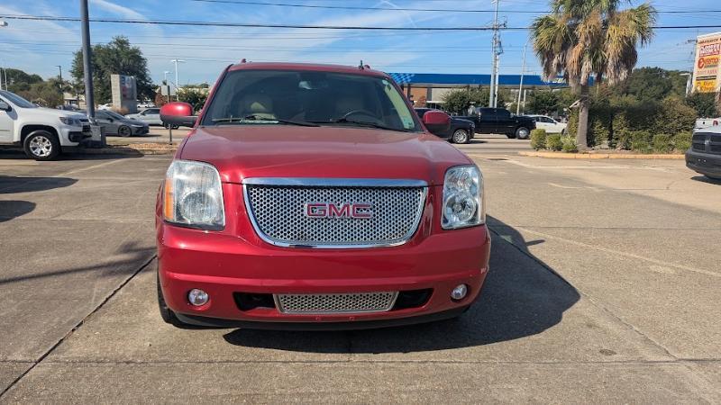 GMC Yukon Denali XL 2WD 2013