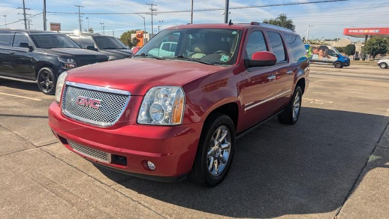 GMC Yukon Denali XL 2WD 2013