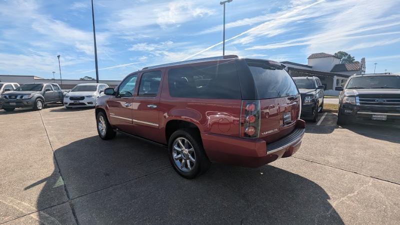 GMC Yukon Denali XL 2WD 2013