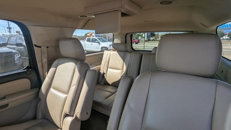 GMC Yukon Denali XL 2WD 2013