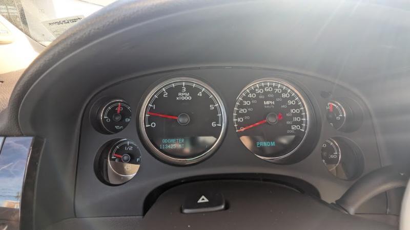 GMC Yukon Denali XL 2WD 2013