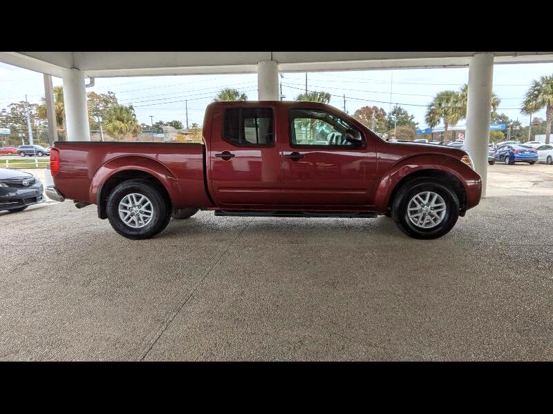 2015 Nissan Frontier SL's photo