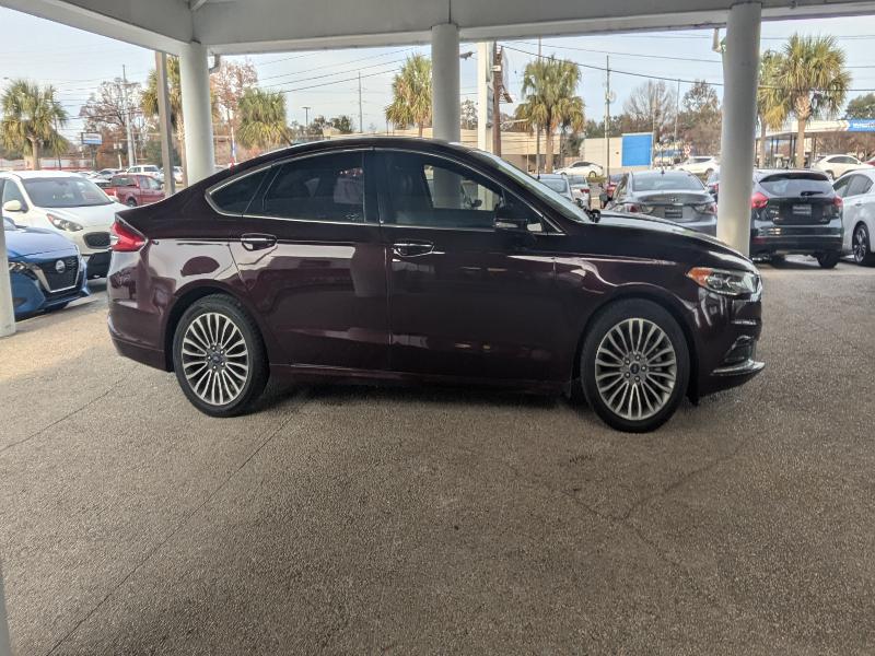 2018 Ford Fusion SE's photo