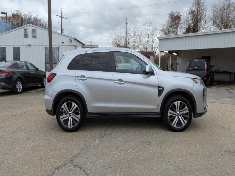 2021 Mitsubishi Outlander Sport ES's photo
