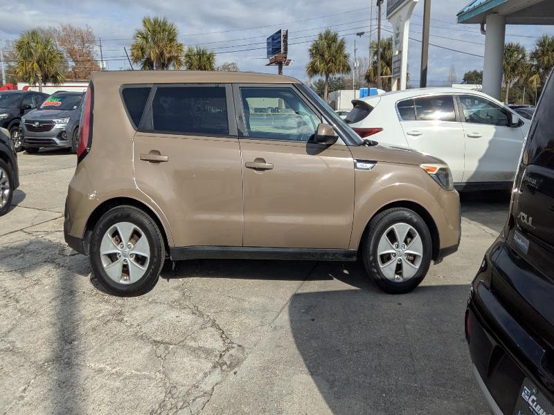 2016 Kia Soul Base's photo