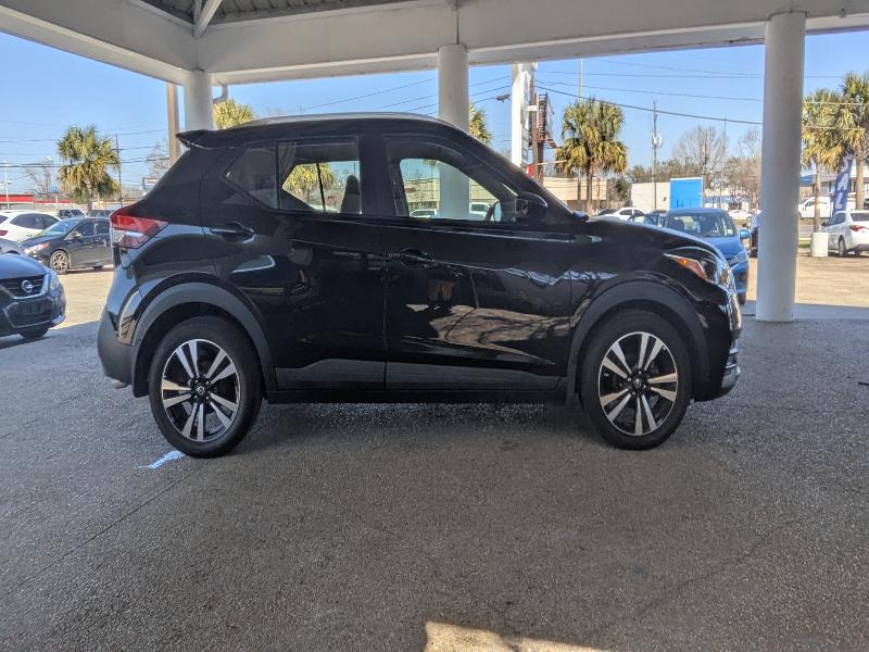 2020 Nissan Kicks SV's photo
