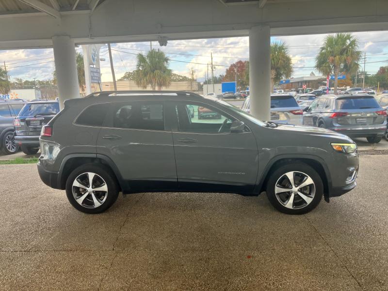 2021 Jeep Cherokee Limited FWD