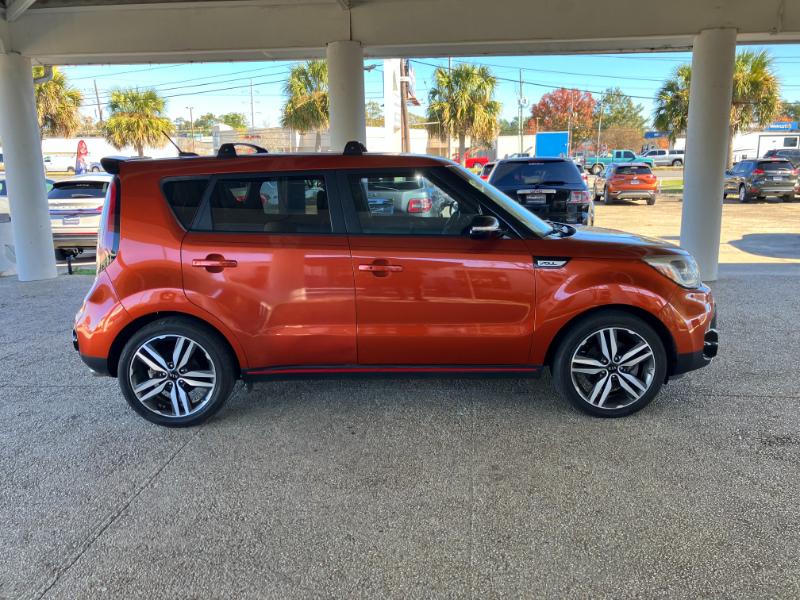 2018 Kia Soul Base's photo