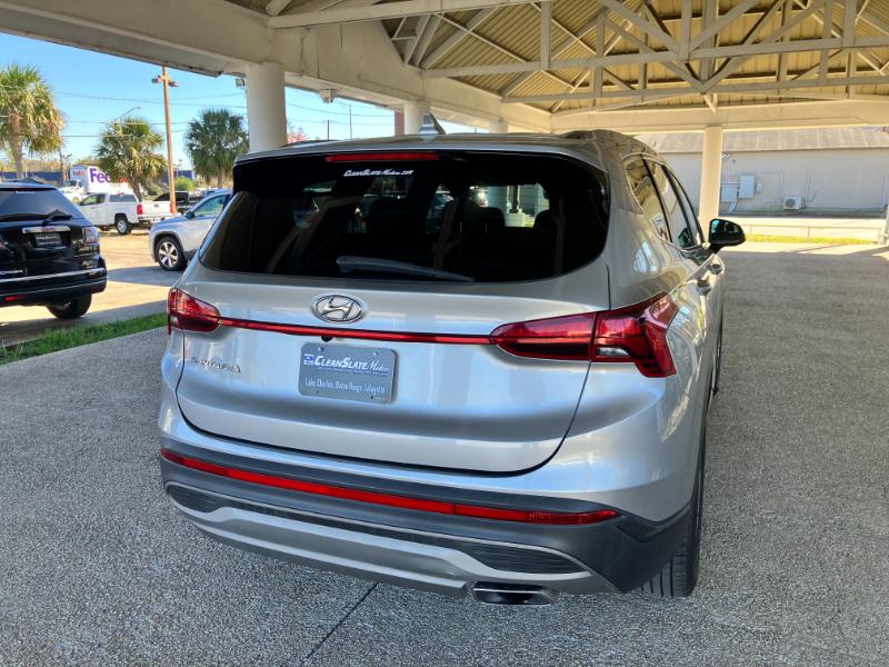 Hyundai Santa Fe SE 2021