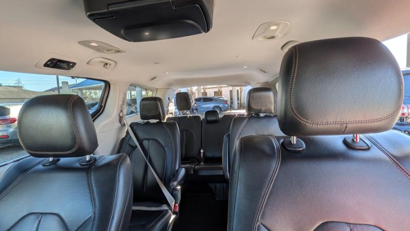 Chrysler Pacifica Touring-L 2017