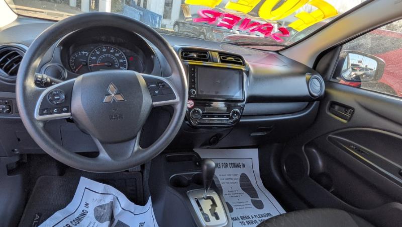 Mitsubishi Mirage ES CVT 2024