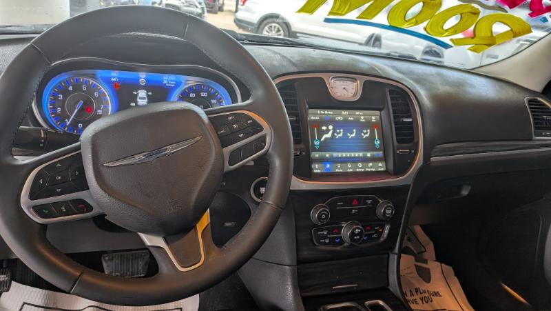 Chrysler 300 Touring 2022