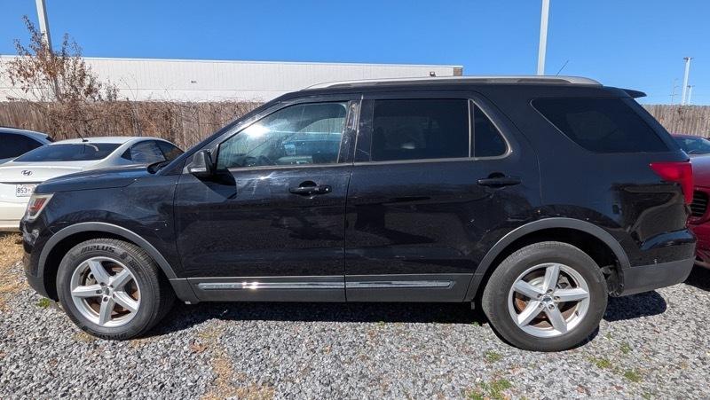 Ford Explorer XLT FWD 2019