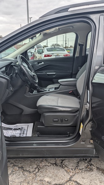 Ford Escape SE FWD 2019