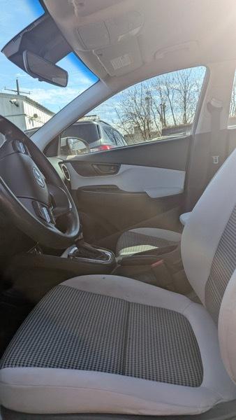 Hyundai Kona SE 2022