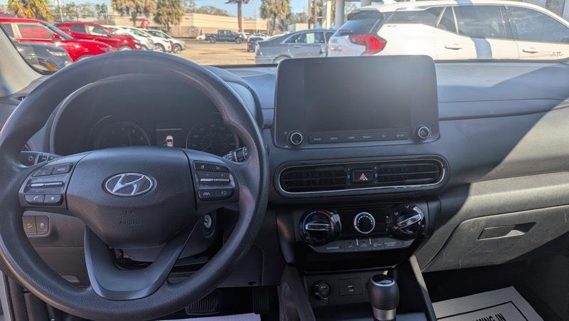 Hyundai Kona SE 2022