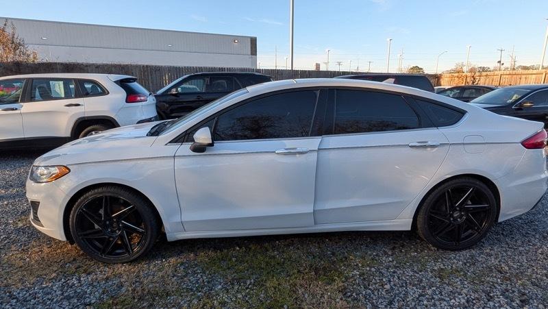 Ford Fusion SE 2019