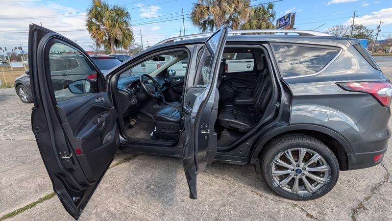 Ford Escape Titanium FWD 2017