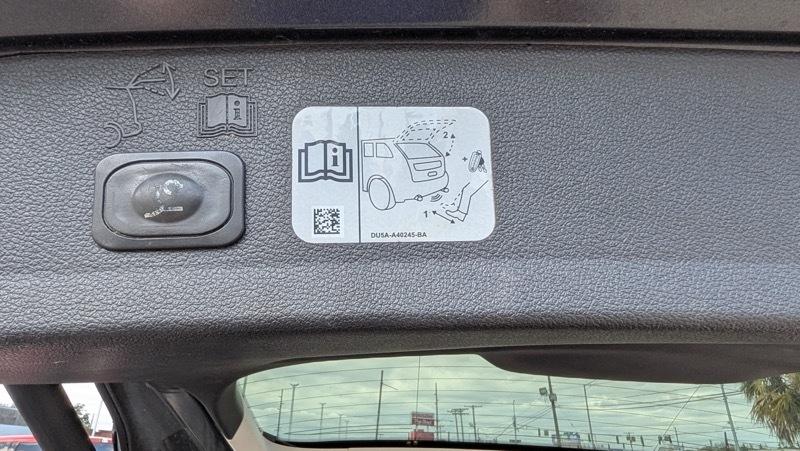 Ford Escape Titanium FWD 2017