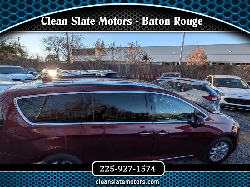 2020 Chrysler Pacifica Touring-L