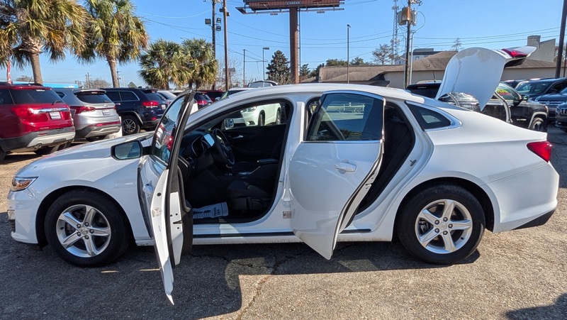 Chevrolet Malibu LS 2023
