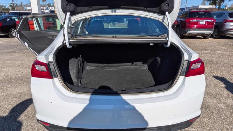 Chevrolet Malibu LS 2023