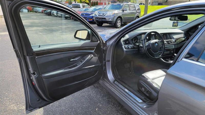 BMW 5-Series 535i xDrive 2016