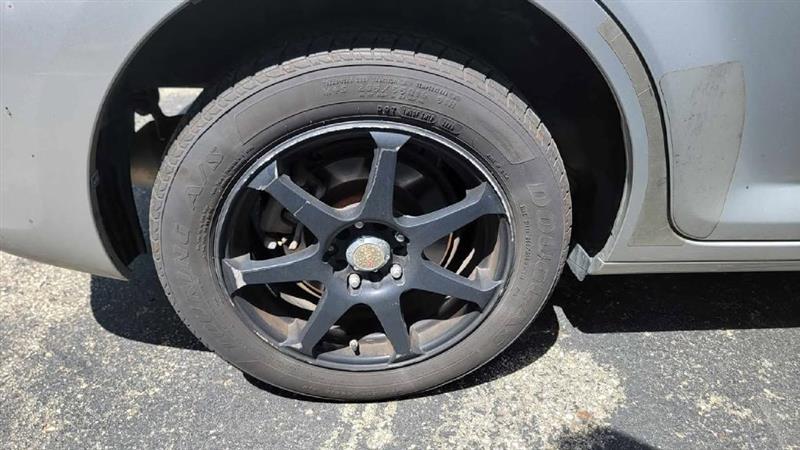 Scion xB 5-Door Wagon 5-Spd MT 2013