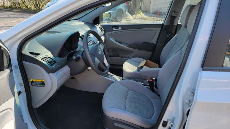 Hyundai Accent SE 4-Door 6A 2017