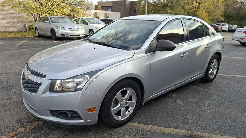 Chevrolet Cruze 2LS 2011