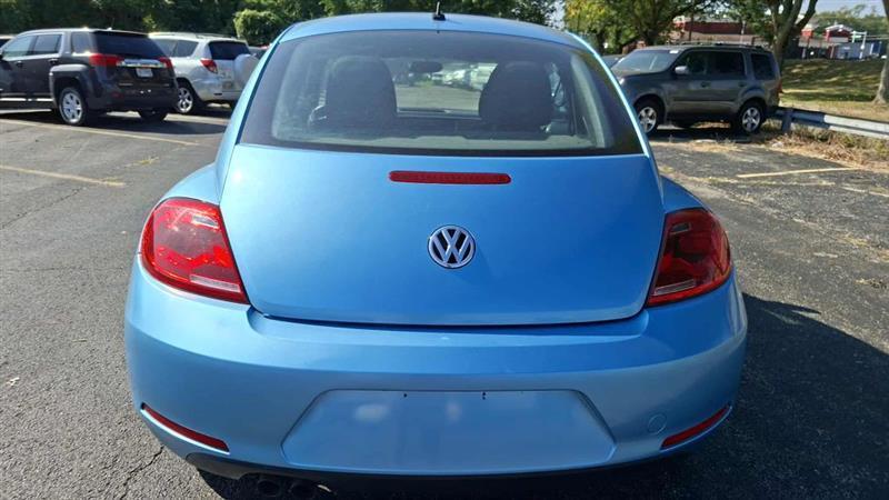 Volkswagen Beetle 2.5L 2013