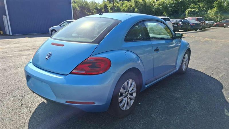 Volkswagen Beetle 2.5L 2013