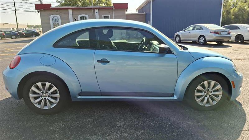 Volkswagen Beetle 2.5L 2013