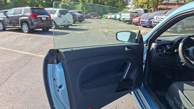 Volkswagen Beetle 2.5L 2013