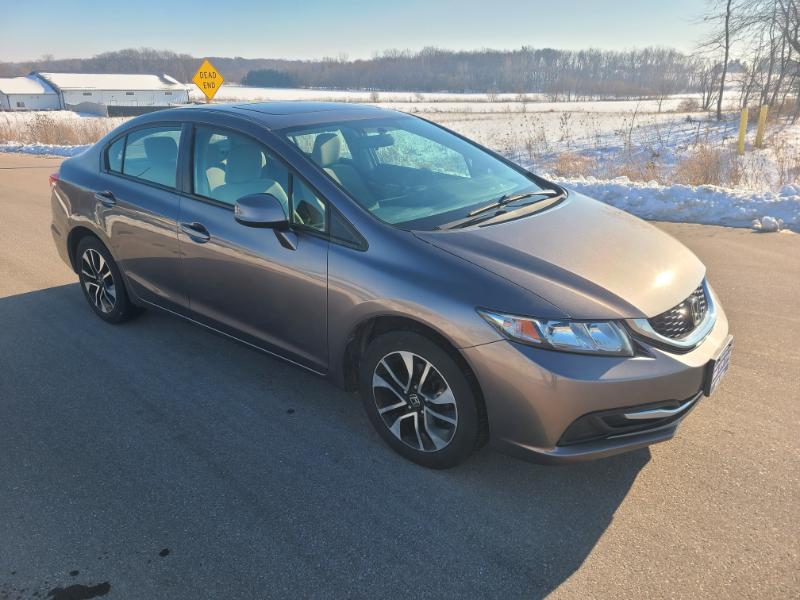 Honda Civic EX Sedan 5-Speed AT 2013