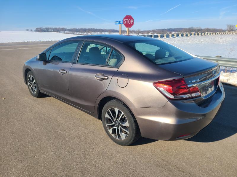 Honda Civic EX Sedan 5-Speed AT 2013