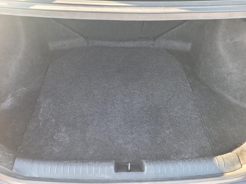 Honda Civic EX Sedan 5-Speed AT 2013