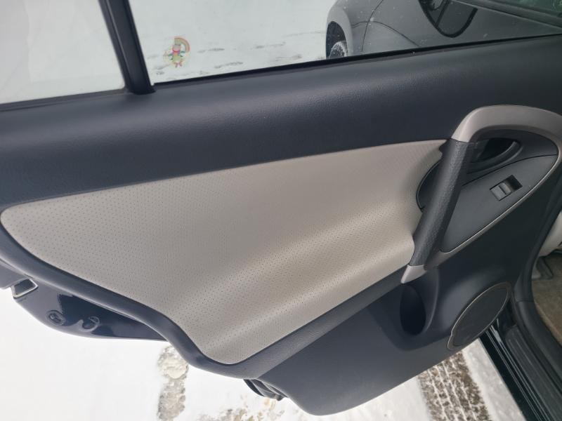 Toyota RAV4 Limited V6 4WD 2007