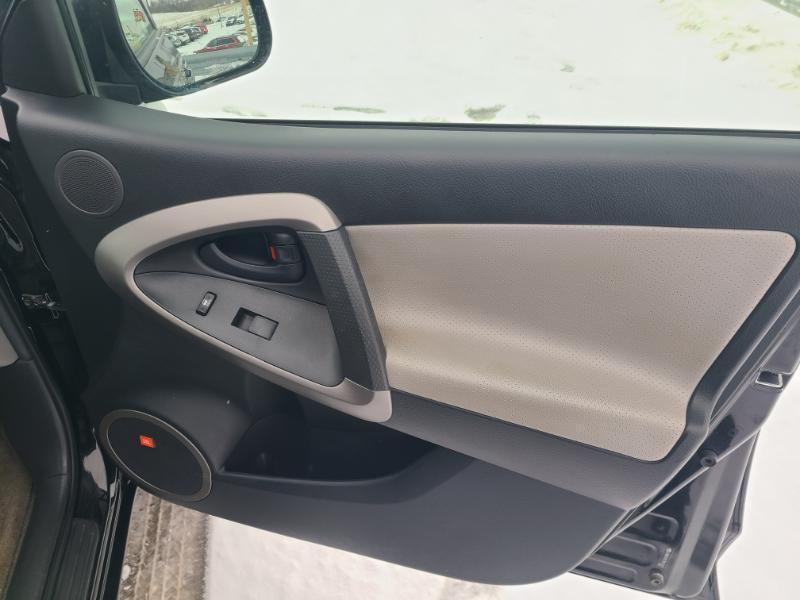 Toyota RAV4 Limited V6 4WD 2007