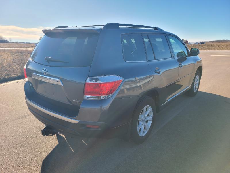 Toyota Highlander SE AWD V6 2013