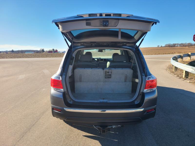 Toyota Highlander SE AWD V6 2013