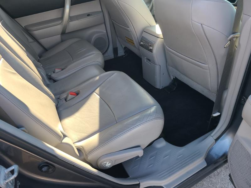 Toyota Highlander SE AWD V6 2013