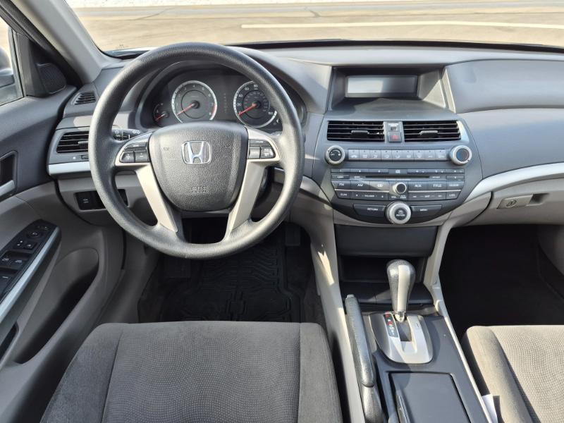 Honda Accord EX Sedan AT 2010