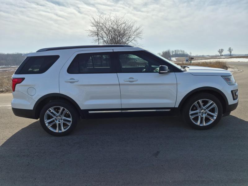 Ford Explorer XLT 4WD 2016