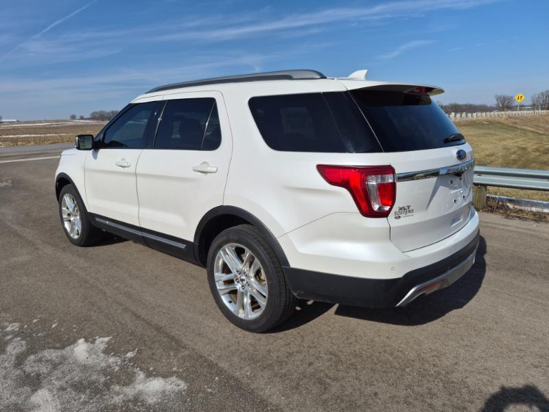 Ford Explorer XLT 4WD 2016